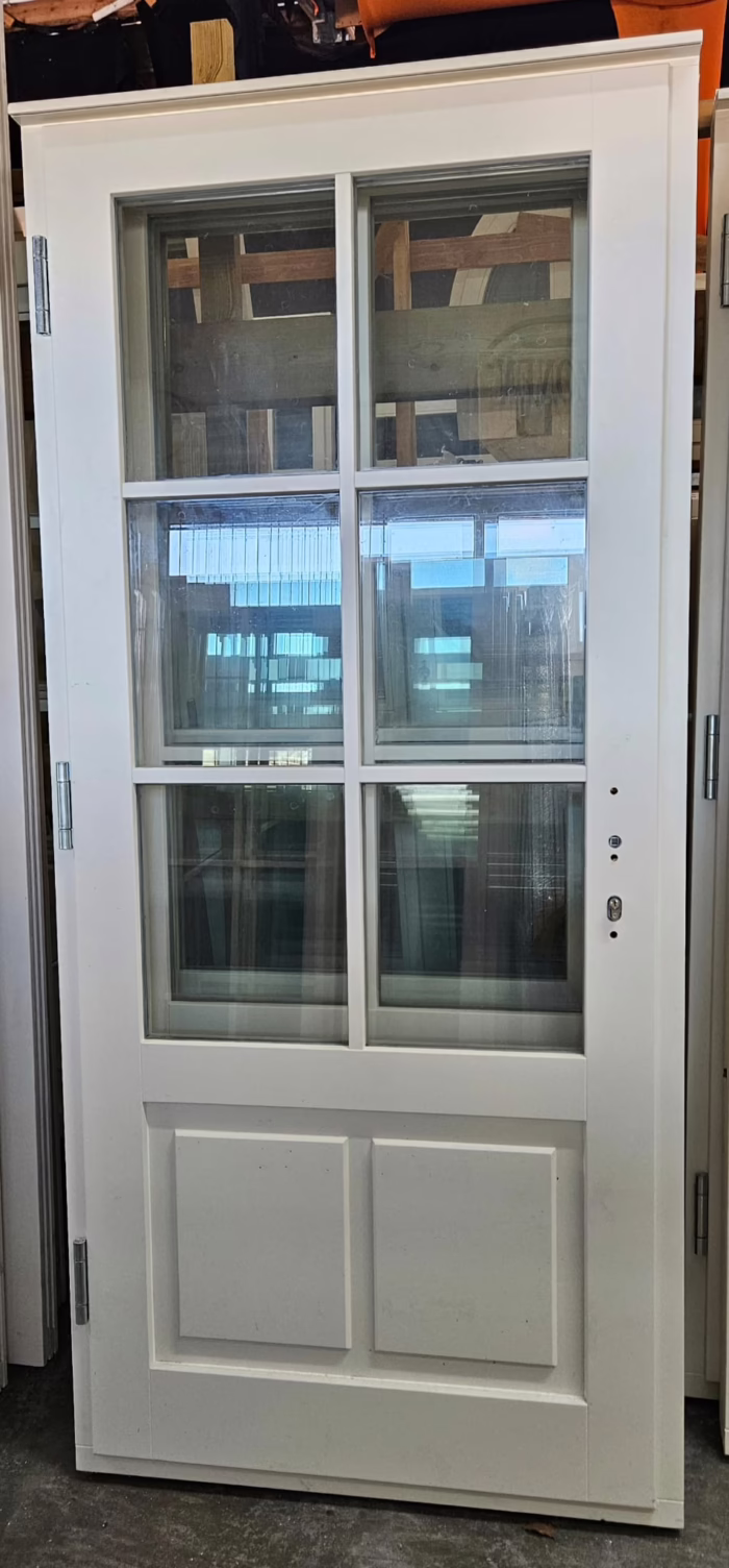 Aanbieding meranti achterdeur 100cm x 220cm 1/4 paneel met 2x3 ruitverdeling